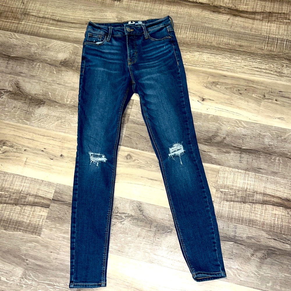Womens old navy skinny jeans size 2